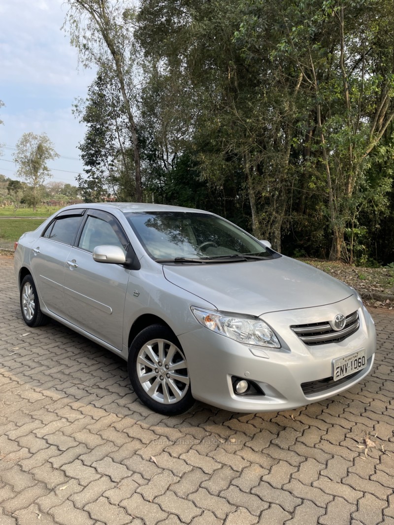 COROLLA 2.0 ALTIS 16V FLEX 4P AUTOMÁTICO