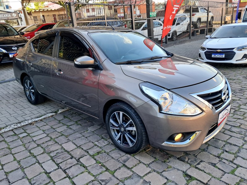 VERSA 1.6 16V FLEX UNIQUE 4P XTRONIC - 2018 - CAXIAS DO SUL