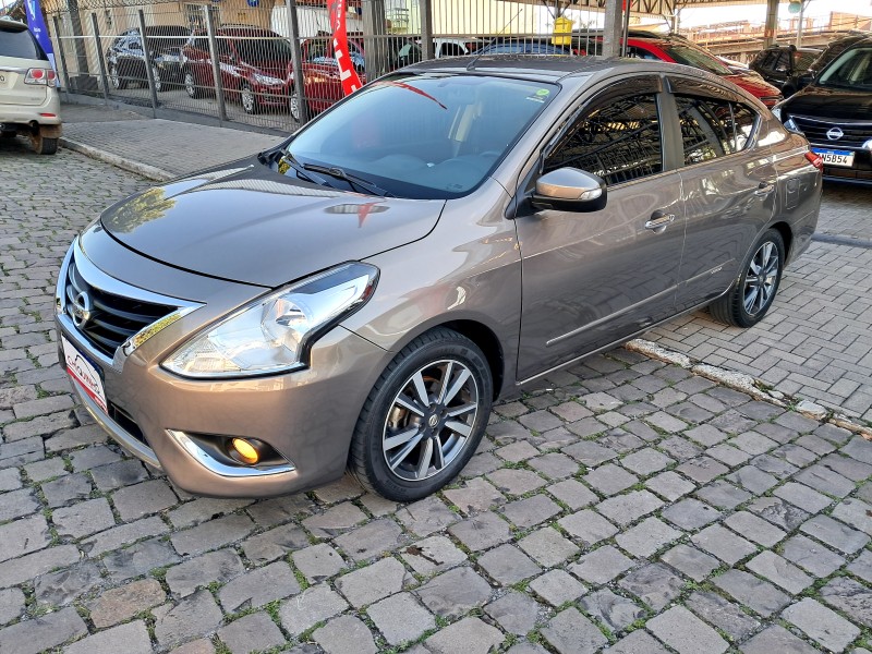 VERSA 1.6 16V FLEX UNIQUE 4P XTRONIC