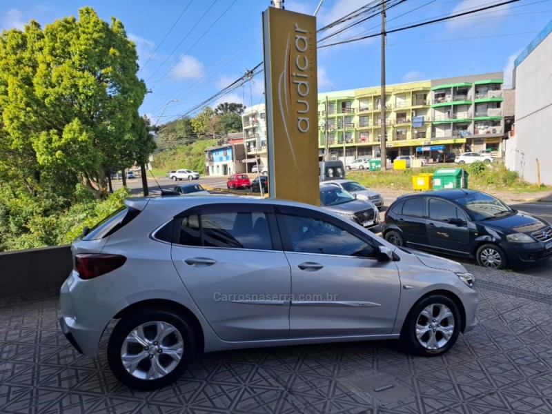 ONIX 1.0 PREMIER 8V TURBO FLEX 4P AUTOMÁTICO - 2021 - CAXIAS DO SUL