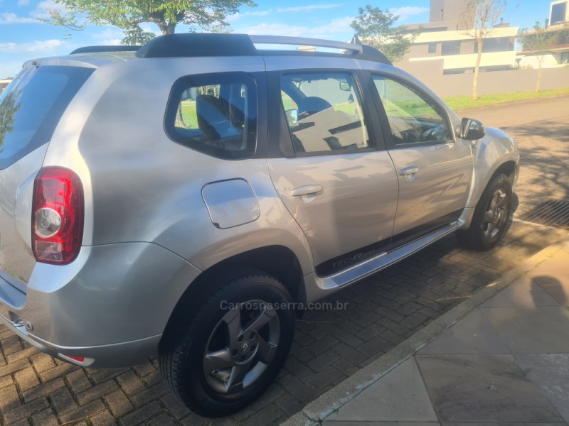 DUSTER 1.6 TECH ROAD 4X2 16V FLEX 4P MANUAL - 2014 - BENTO GONçALVES