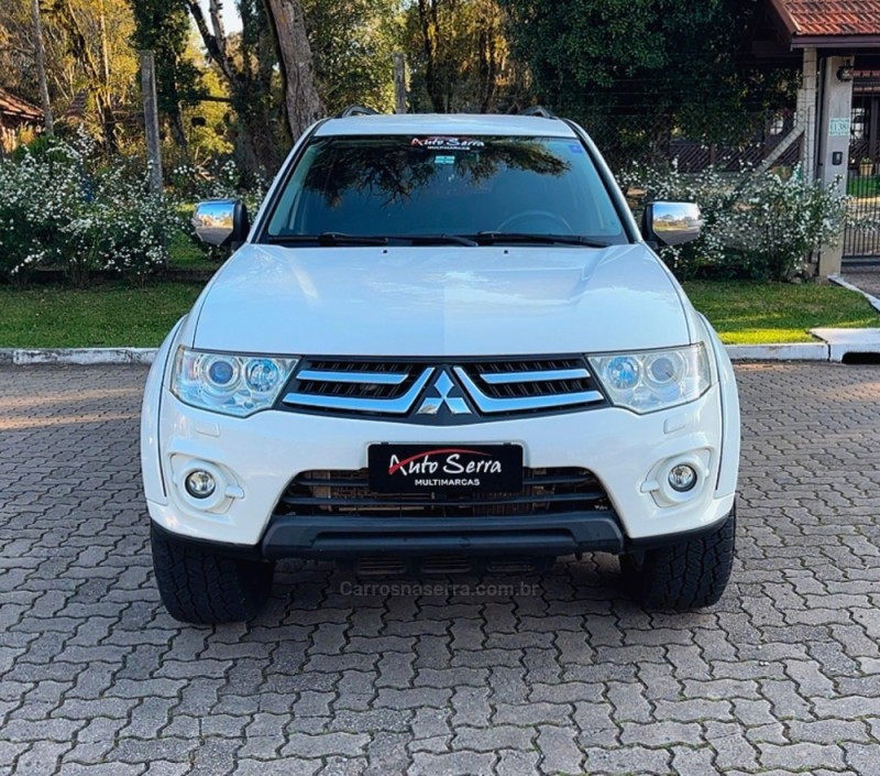 PAJERO 3.2 HPE 4X4 7 LUGARES 16V TURBO INTERCOOLER DIESEL 4P AUTOMÁTICO - 2016 - CANELA