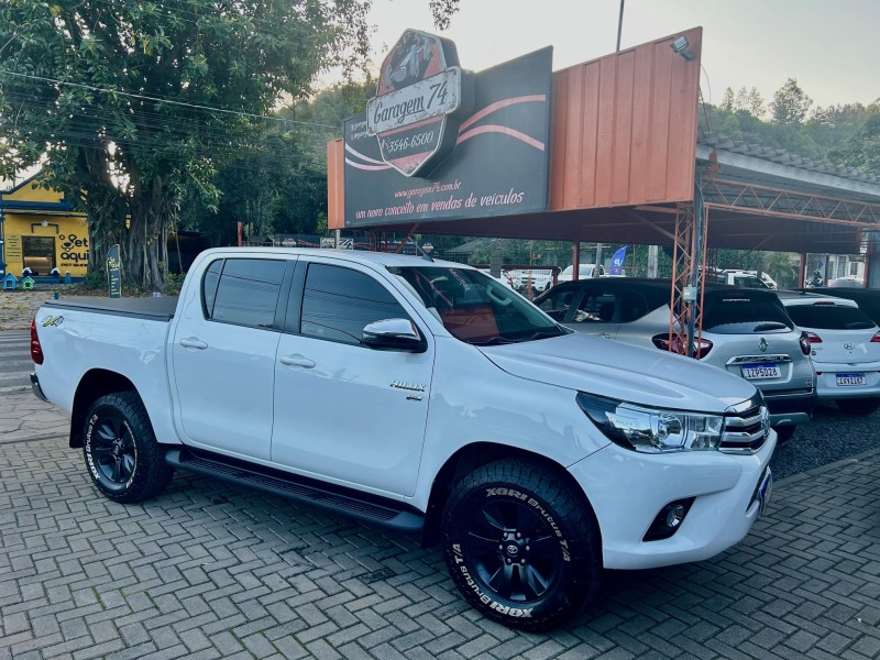 HILUX 2.7 SRV 4X4 CD 16V FLEX 4P AUTOMÁTICO - 2018 - TRêS COROAS