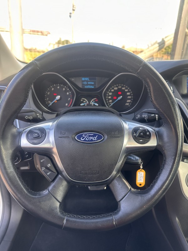 FOCUS 2.0 S SEDAN 16V FLEX 4P AUTOMÁTICO - 2015 - FARROUPILHA