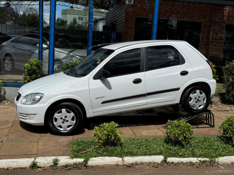 CELTA 1.0 MPFI SPIRIT 8V FLEX 4P MANUAL - 2010 - LAGOA VERMELHA