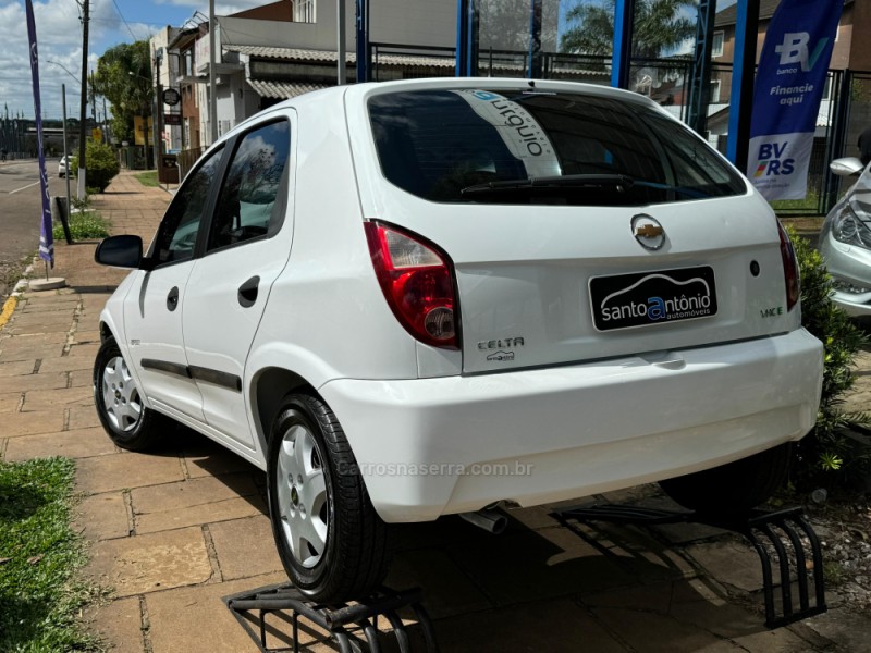 CELTA 1.0 MPFI SPIRIT 8V FLEX 4P MANUAL - 2010 - LAGOA VERMELHA