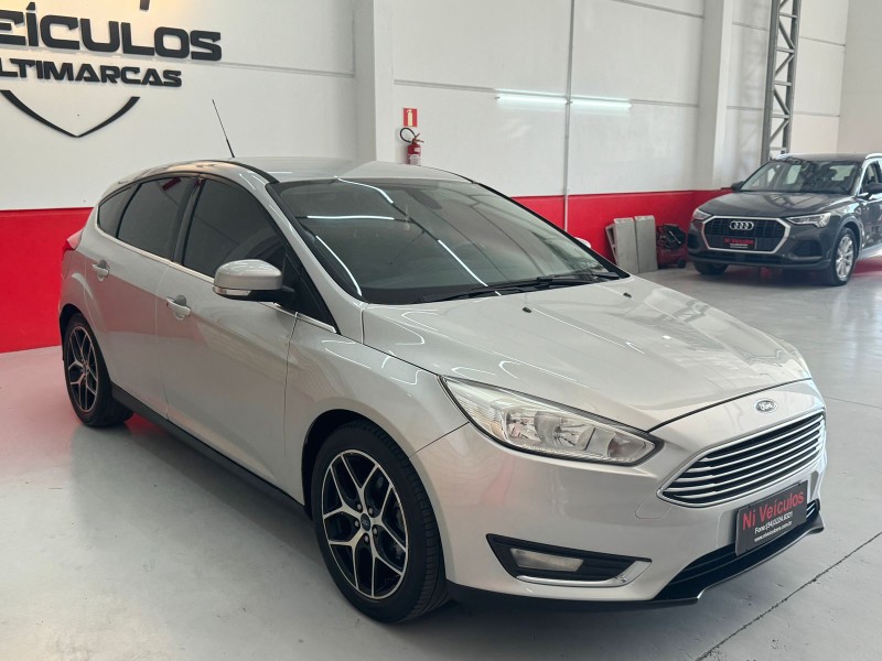 FOCUS 2.0 TITANIUM HATCH 16V FLEX 4P AUTOMÁTICO - 2016 - CAXIAS DO SUL