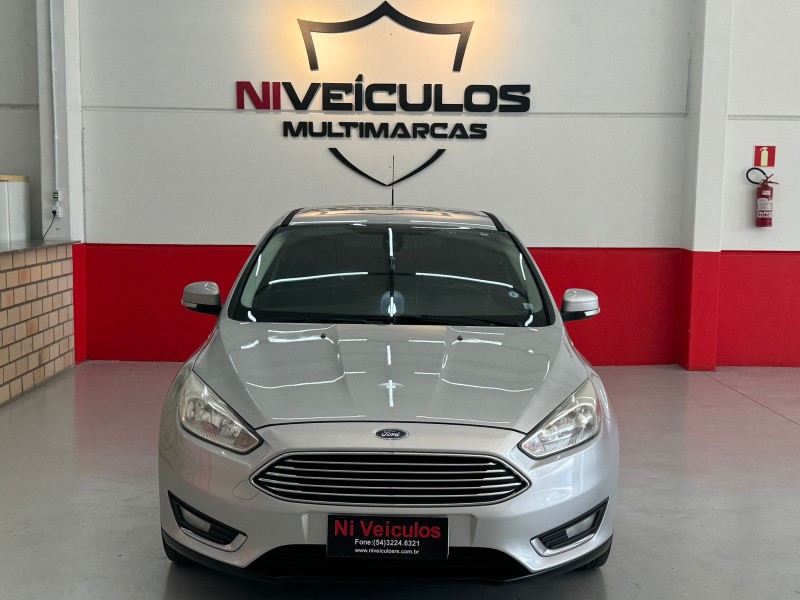 FOCUS 2.0 TITANIUM HATCH 16V FLEX 4P AUTOMÁTICO - 2016 - CAXIAS DO SUL