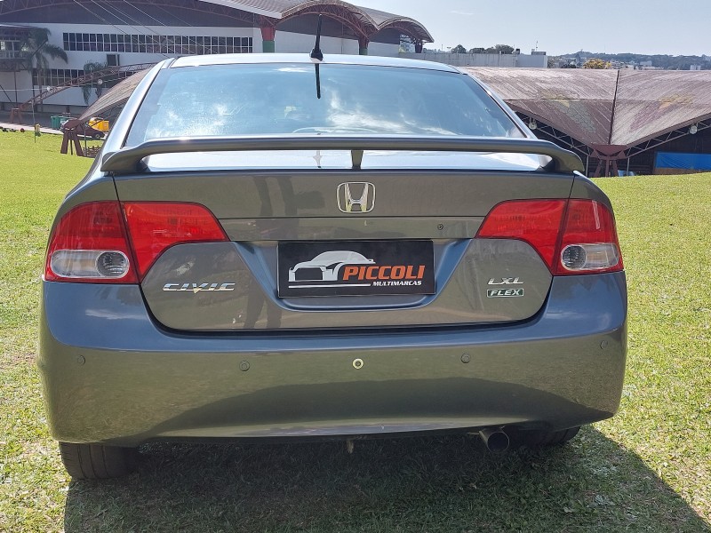 CIVIC 1.8 LXL 16V FLEX 4P AUTOMÁTICO - 2011 - CAXIAS DO SUL