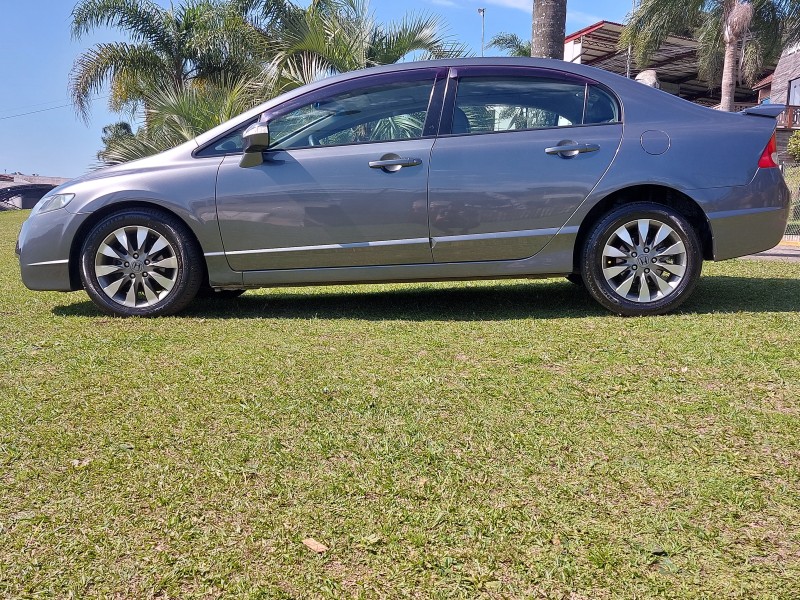 CIVIC 1.8 LXL 16V FLEX 4P AUTOMÁTICO - 2011 - CAXIAS DO SUL