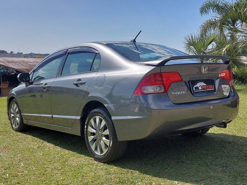 CIVIC 1.8 LXL 16V FLEX 4P AUTOMÁTICO - 2011 - CAXIAS DO SUL