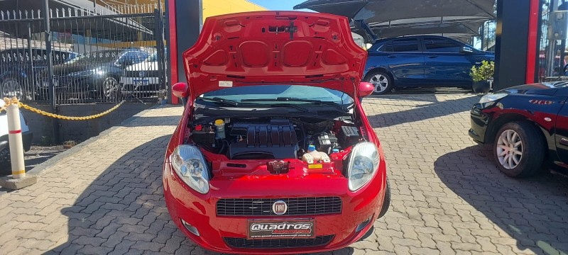 PUNTO 1.4 ATTRACTIVE ITALIA 8V FLEX 4P MANUAL - 2012 - CAXIAS DO SUL