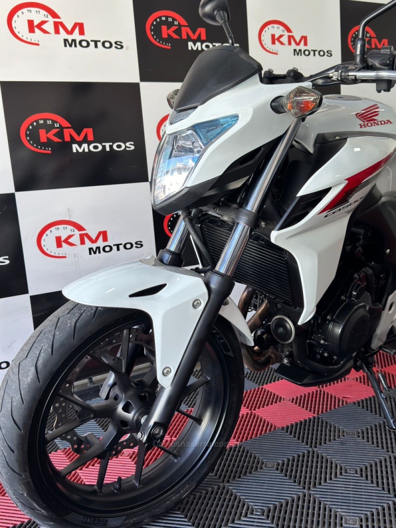 CB 500F  - 2014 - PORTãO