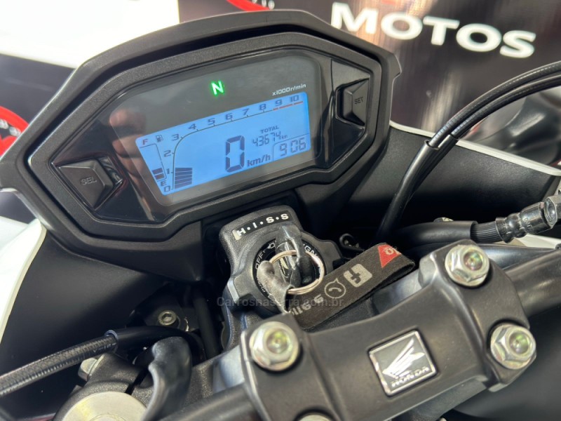 CB 500F  - 2014 - PORTãO