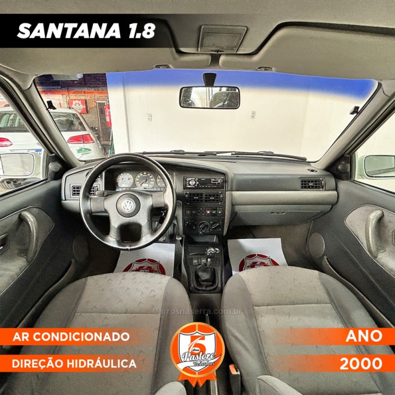 SANTANA 1.8 MI 8V GASOLINA 4P MANUAL - 2000 - VACARIA