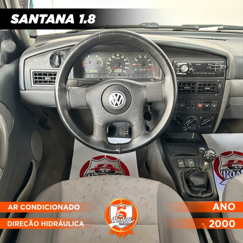 SANTANA 1.8 MI 8V GASOLINA 4P MANUAL - 2000 - VACARIA