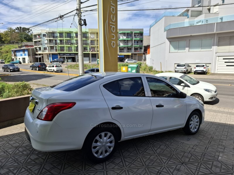 versa 1.6 16v flexstart v drive premium xtronic 2021 caxias do sul