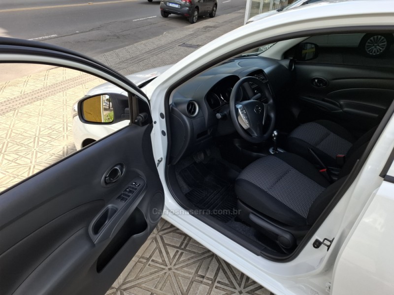 VERSA 1.6 16V FLEXSTART V-DRIVE PREMIUM XTRONIC - 2021 - CAXIAS DO SUL