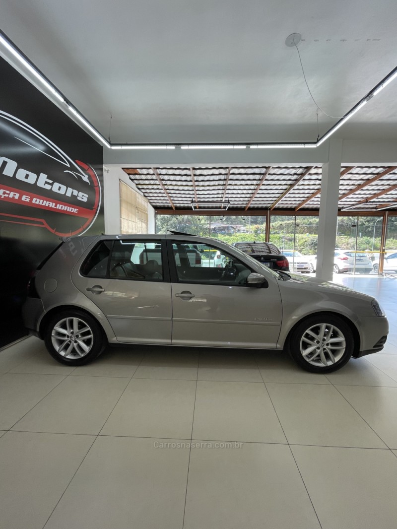 GOLF 1.6 MI SPORTLINE LIMITED EDITION 8V FLEX 4P MANUAL - 2013 - FARROUPILHA