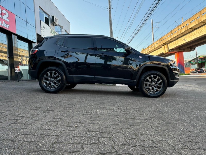 COMPASS 2.0 16V DIESEL TRAILHAWK 4X4 AUTOMÁTICO - 2017 - NOVO HAMBURGO