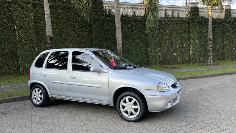 CORSA 1.0 MPFI SUPER 8V GASOLINA 2P MANUAL - 2002 - CAXIAS DO SUL