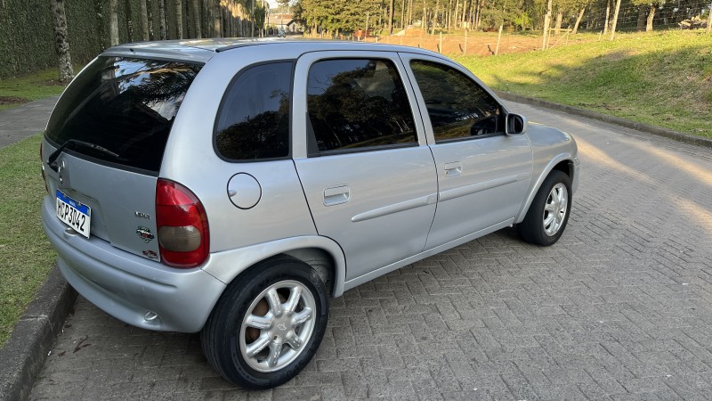 CORSA 1.0 MPFI SUPER 8V GASOLINA 2P MANUAL - 2002 - CAXIAS DO SUL