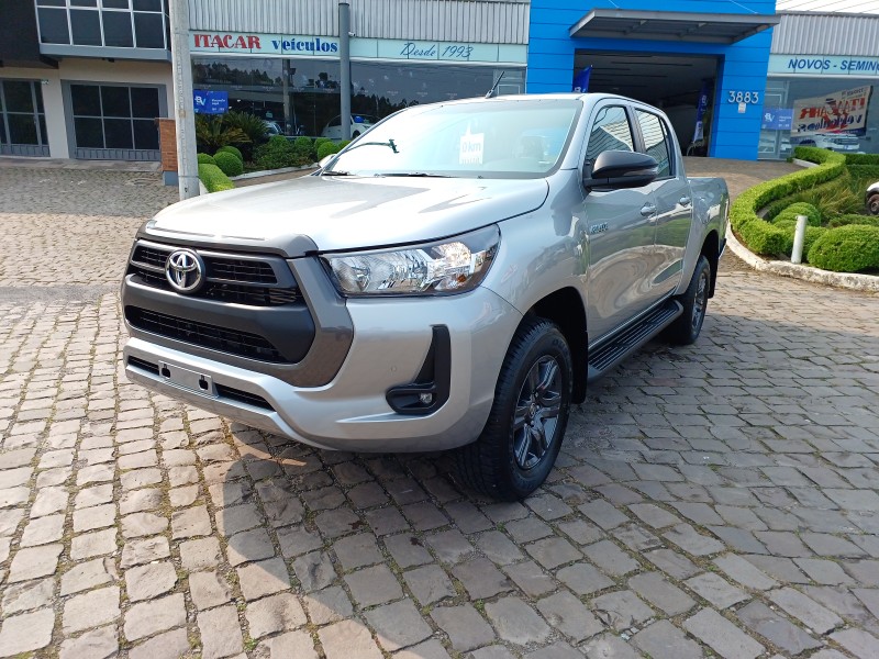 HILUX 2.8 SR 4X4 CD 16V DIESEL 4P AUTOMÁTICO - 2025 - FLORES DA CUNHA