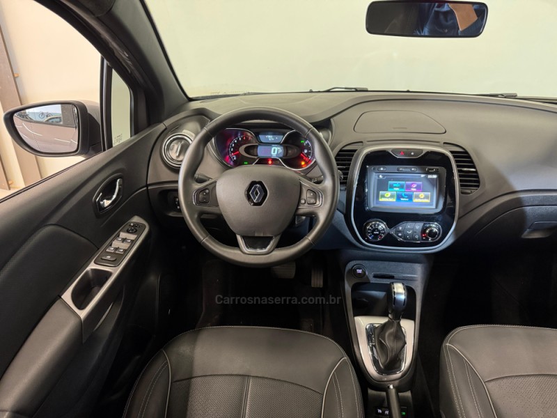 CAPTUR 1.6 16V INTENSE BOSE FLEX 4P AUTOMÁTICO - 2021 - IVOTI