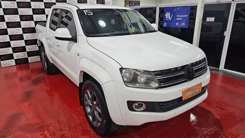 AMAROK 2.0 TRENDLINE 4X4 CD 16V TURBO INTERCOOLER DIESEL 4P AUTOMÁTICO - 2015 - CAXIAS DO SUL