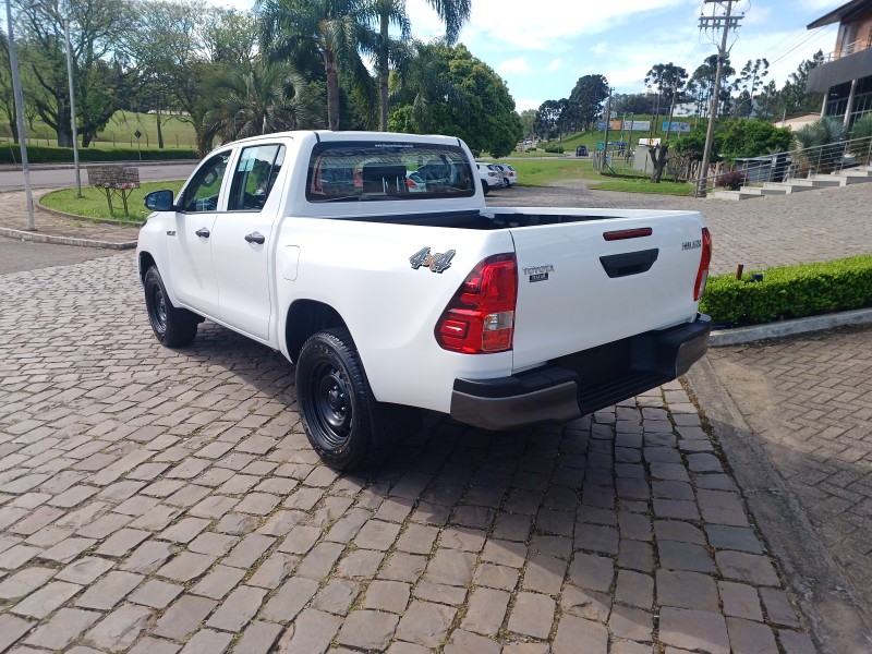 HILUX  - 2024 - FLORES DA CUNHA