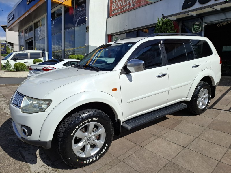 PAJERO DAKAR 3.2 HPE 4X4 7 LUGARES 16V TURBO INTERCOOLER DIESEL 4P AUTOMÁTICO - 2012 - FARROUPILHA