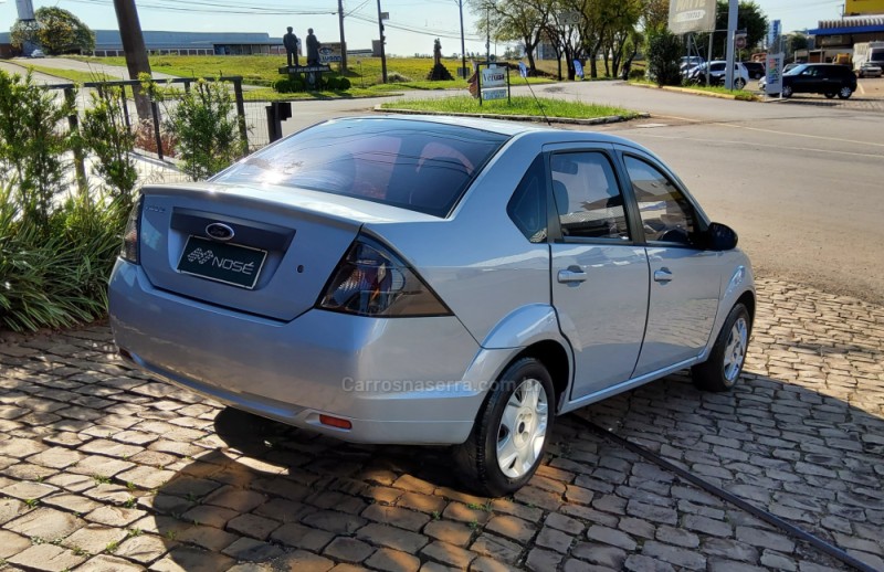 FIESTA 1.0 SE 8V FLEX 4P MANUAL - 2014 - NãO-ME-TOQUE