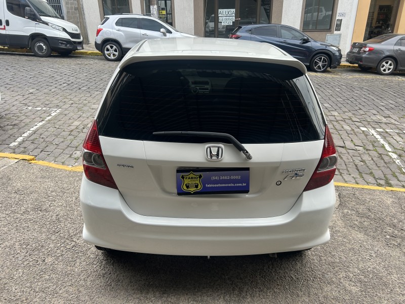FIT 1.4 LX 16V FLEX 4P AUTOMÁTICO - 2007 - GARIBALDI