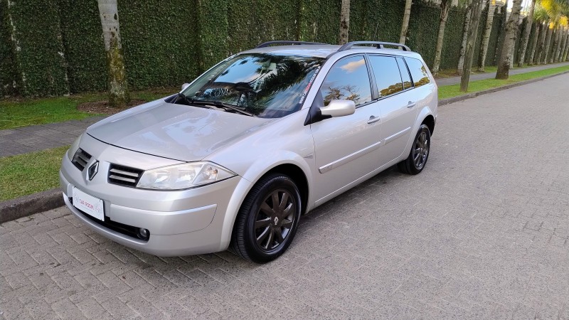 MÉGANE 1.6 DYNAMIQUE GRAND TOUR 16V FLEX 4P MANUAL - 2013 - CAXIAS DO SUL