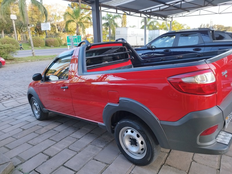 STRADA 1.4 MPI WORKING CS 8V CELEBRATION FLEX 2P MANUAL - 2016 - VERANóPOLIS