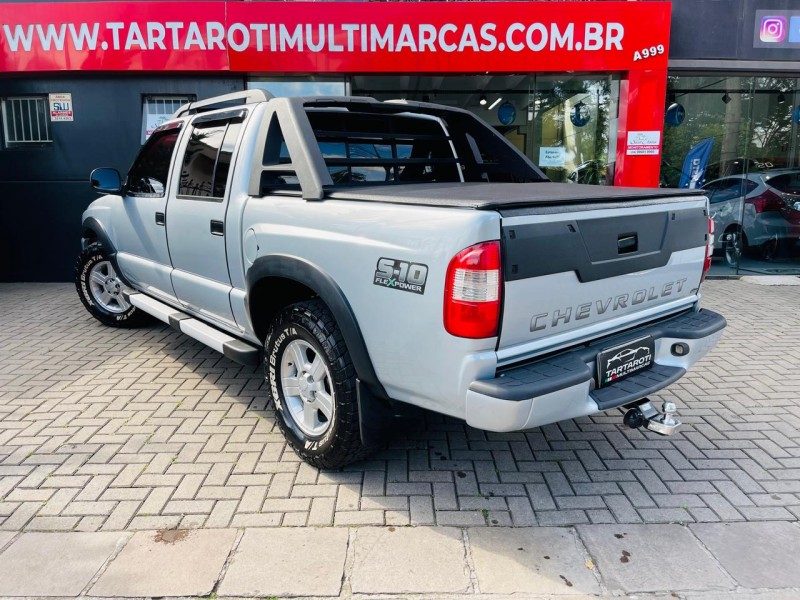 S10 2.4 MPFI ADVANTAGE 4X2 CD 8V FLEX 4P MANUAL - 2010 - CAXIAS DO SUL