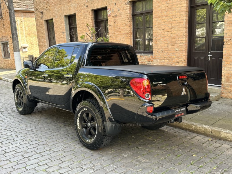 L200 TRITON 3.2 HPE 4X4 CD 16V TURBO INTERCOOLER DIESEL 4P AUTOMÁTICO - 2013 - CAXIAS DO SUL