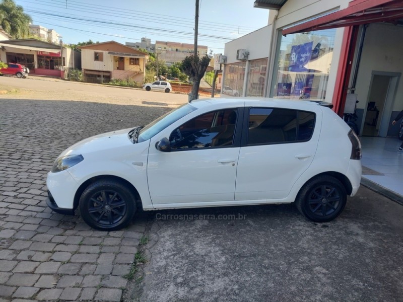 SANDERO 1.6 GT LINE LIMITED FLEX 4P MANUAL