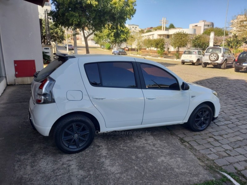 SANDERO 1.6 GT LINE LIMITED FLEX 4P MANUAL - 2014 - GUAPORé