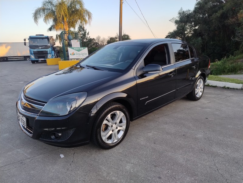 VECTRA 2.0 MPFI ELEGANCE 8V 140CV FLEX 4P AUTOMÁTICO - 2011 - CAXIAS DO SUL