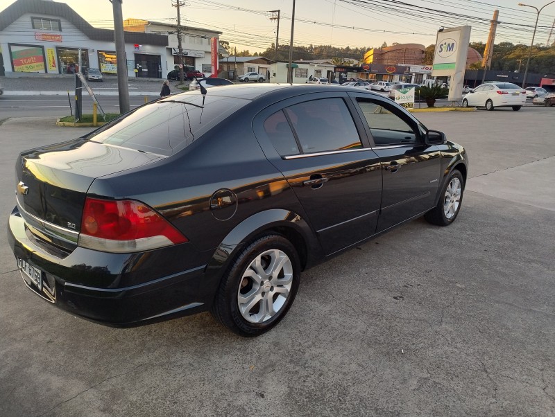 VECTRA 2.0 MPFI ELEGANCE 8V 140CV FLEX 4P AUTOMÁTICO - 2011 - CAXIAS DO SUL