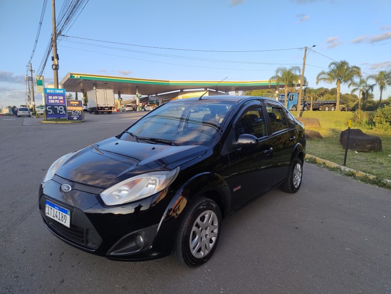 FIESTA 1.6 ROCAM SEDAN 8V FLEX 4P MANUAL