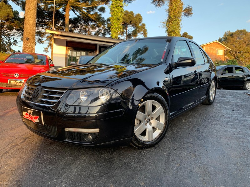 BORA 2.0 MI 8V GASOLINA 4P MANUAL - 2010 - CAXIAS DO SUL