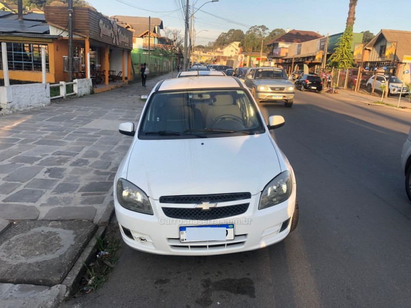 CELTA 1.0 MPFI LT 8V FLEX 4P MANUAL - 2013 - CANELA