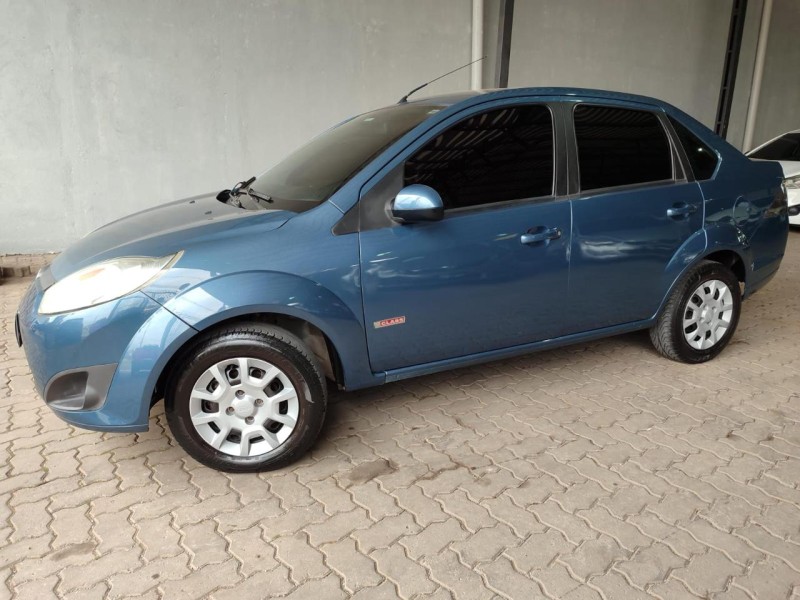 FIESTA 1.6 MPI CLASS SEDAN 8V FLEX 4P MANUAL - 2011 - CAXIAS DO SUL