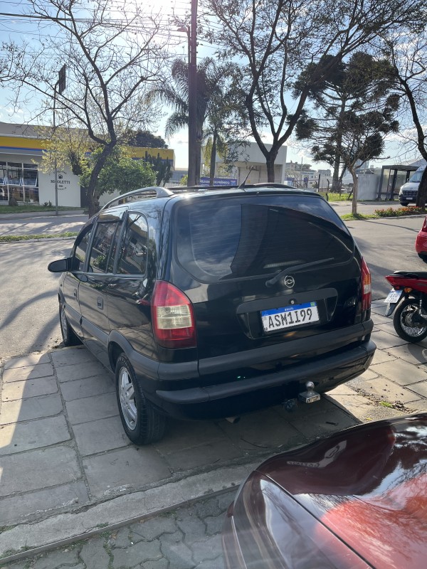 ZAFIRA 2.0 MPFI CD 8V GASOLINA 4P MANUAL - 2001 - FARROUPILHA