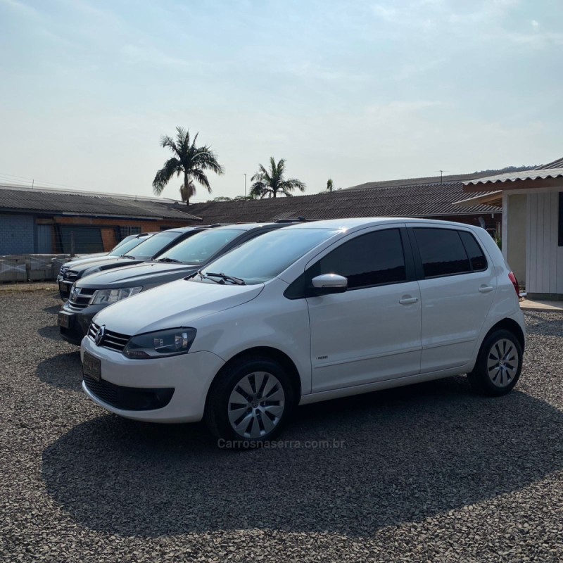 FOX 1.0 ITREND 8V FLEX 4P MANUAL - 2013 - IGREJINHA