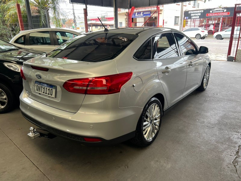 FOCUS 2.0 SE FASTBACK 16V FLEX 4P AUTOMÁTICO - 2018 - CAXIAS DO SUL