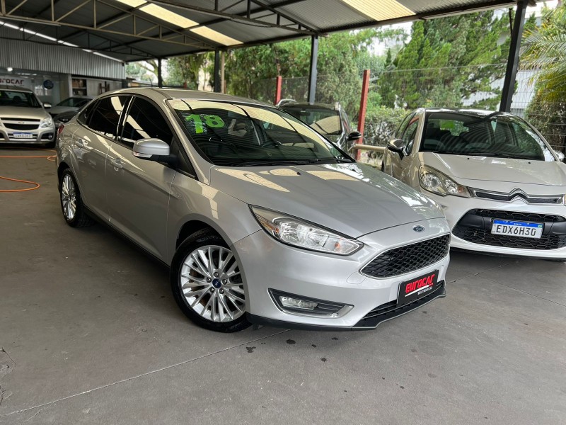 FOCUS 2.0 SE FASTBACK 16V FLEX 4P AUTOMÁTICO - 2018 - CAXIAS DO SUL