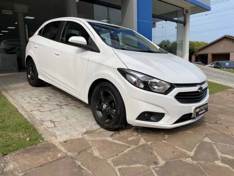 ONIX 1.4 MPFI LT 8V FLEX 4P MANUAL - 2019 - GUAPORé